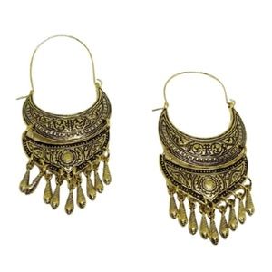 Boho Earrings/ Exotic Earrings/ Tribal Earrings / Glam Earrings